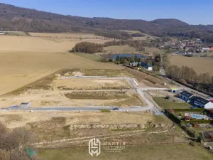 Prodej pozemku pro bydlení, Komárov, 744 m2