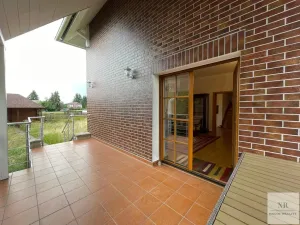 Pronájem rodinného domu, Kolová, 372 m2