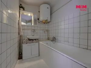 Prodej rodinného domu, Opolany - Oškobrh, 87 m2