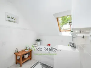 Prodej rodinného domu, Světlík, 211 m2
