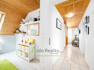 Prodej rodinného domu, Světlík, 211 m2