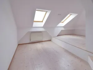 Prodej atypického bytu, Plzeň - Severní Předměstí, Křížkova, 68 m2