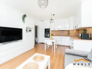 Pronájem bytu 2+kk, Praha - Hloubětín, Za černým mostem, 48 m2
