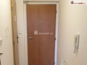 Pronájem bytu 1+kk, Praha - Hostivař, Pražská, 27 m2
