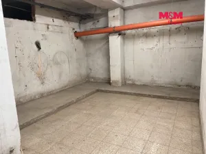 Pronájem, Divišov, Horní náměstí, 105 m2