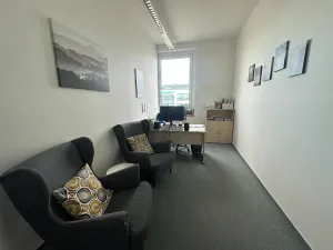 Pronájem kanceláře, Praha - Karlín, Pobřežní, 458 m2