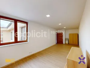 Pronájem bytu 4+1, Zlín - Malenovice, Jarolímkovo náměstí, 133 m2