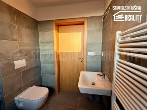 Pronájem bytu 2+kk, Holice, Pod Parkem, 46 m2