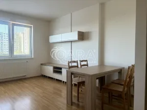 Pronájem bytu 2+kk, Praha - Hloubětín, Slévačská, 67 m2