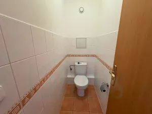 Pronájem bytu 2+kk, Praha - Strašnice, Názovská, 59 m2