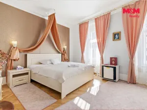 Prodej ubytování, Mladá Boleslav - Mladá Boleslav II, Českobratrské náměstí, 961 m2
