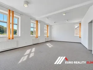 Pronájem vily, Zlín, Vršava I, 477 m2