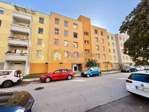 Pronájem bytu 2+kk, Strakonice - Strakonice I, Mládežnická, 41 m2