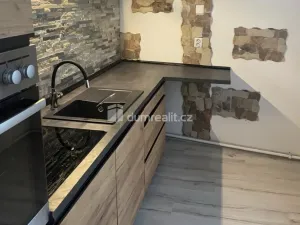 Pronájem bytu 2+1, Děčín - Děčín I-Děčín, Křížová, 75 m2