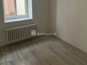 Pronájem bytu 2+1, Děčín - Děčín I-Děčín, Křížová, 75 m2