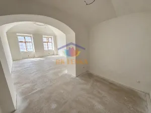 Pronájem obchodního prostoru, Frýdek-Místek - Místek, náměstí Svobody, 67 m2
