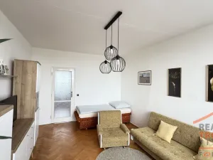 Prodej bytu 2+1, Brno, Slavíčkova, 50 m2
