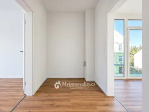 Prodej bytu 3+kk, Znojmo, Jarošova, 76 m2