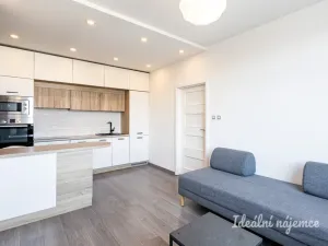 Pronájem bytu 2+kk, Praha - Libeň, Zenklova, 49 m2