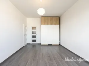 Pronájem bytu 2+kk, Praha - Libeň, Zenklova, 49 m2