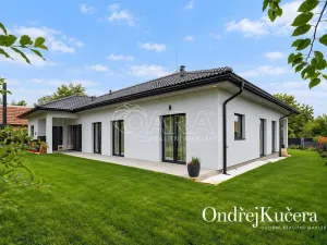 Prodej rodinného domu, Jeviněves, 200 m2