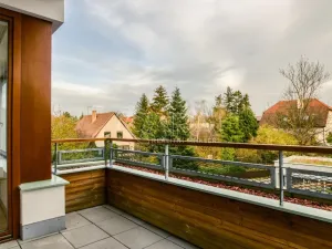 Pronájem bytu 1+kk, Dolní Břežany, U Náměstí, 57 m2