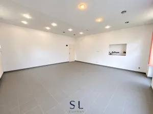 Pronájem obchodního prostoru, Semily, Jižní, 30 m2