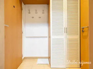 Pronájem bytu 1+kk, Praha - Holešovice, Přístavní, 20 m2