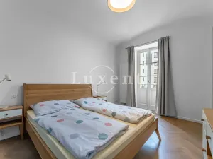 Prodej bytu 2+kk, Praha - Staré Město, Kaprova, 84 m2