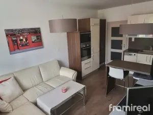 Pronájem bytu 2+kk, Brno, Slovinská, 45 m2