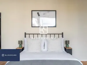 Pronájem bytu 1+kk, Praha - Smíchov, Grafická, 30 m2