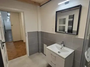 Prodej činžovního domu, Batelov, náměstí Míru, 2200 m2