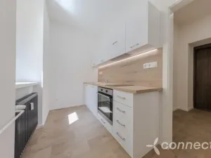 Pronájem bytu 2+1, Přerov - Přerov I-Město, Husova, 37 m2