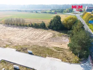 Prodej pozemku pro bydlení, Dobřenice, 813 m2