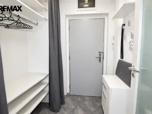 Pronájem bytu 2+kk, Praha - Vokovice, Lužná, 70 m2