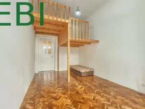 Prodej bytu 3+1, Praha, Římská, 121 m2