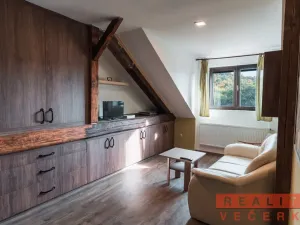 Prodej bytu 6+kk a větší, Příbram, Na Valešince, 162 m2