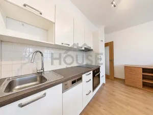 Prodej bytu 1+kk, Vestec, U Hrubých, 54 m2