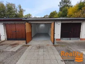 Pronájem garáže, Otrokovice, tř. Tomáše Bati, 17 m2