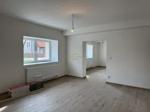 Prodej bytu 3+1, Řevničov, Karlovarská, 68 m2