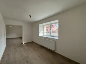 Prodej bytu 3+1, Řevničov, Karlovarská, 68 m2