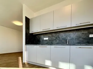 Pronájem bytu 2+1, Praha - Záběhlice, Střimelická, 56 m2
