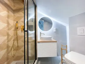 Prodej bytu 2+kk, Praha - Nové Město, Školská, 40 m2