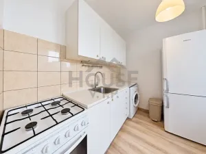 Prodej bytu 3+1, Praha, Postupická, 64 m2