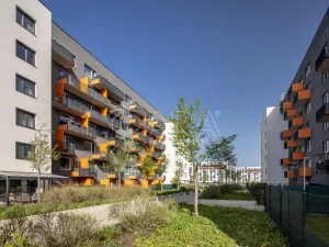 Pronájem bytu 3+kk, Praha - Vysočany, Strnadových, 83 m2