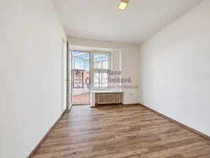 Pronájem bytu 3+kk, Jindřichův Hradec - Jindřichův Hradec II, Nádražní, 78 m2