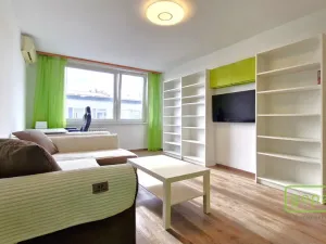 Pronájem bytu 3+kk, Praha - Kobylisy, Hovorčovická, 76 m2