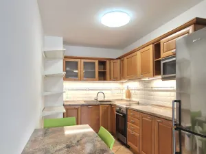 Pronájem bytu 3+kk, Praha - Kobylisy, Hovorčovická, 76 m2