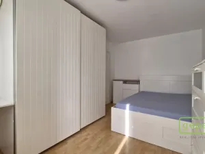 Pronájem bytu 3+kk, Praha - Kobylisy, Hovorčovická, 76 m2