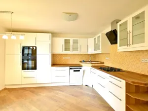 Prodej bytu 3+kk, Praha - Košíře, Destinové, 65 m2